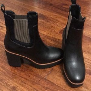 Chinese Laundry Good Day Grain-Ne boots